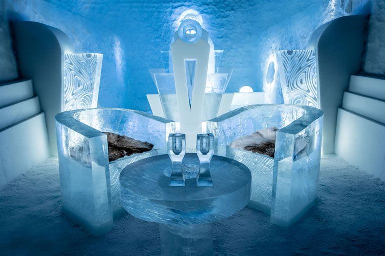 deluxe suite at Icehotel